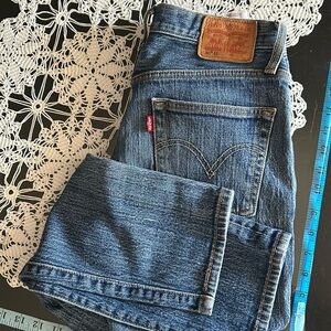 Classic Levi’s 501 Button-fly Jeans 24W X 32L ~ excellent condition.